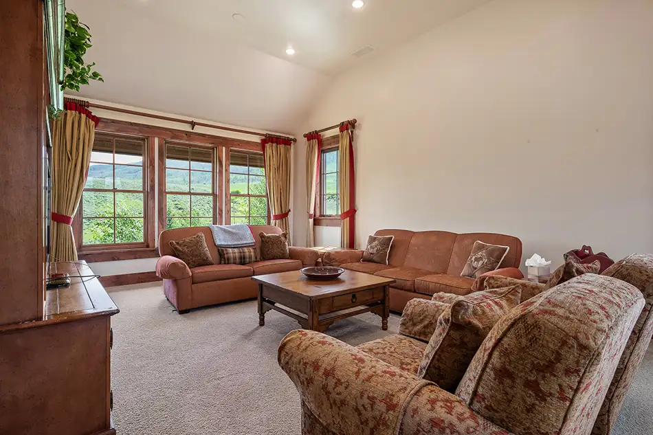 Dexter Meadows Lot 1 rec room