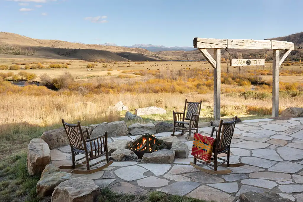 Rancho Feliz patio